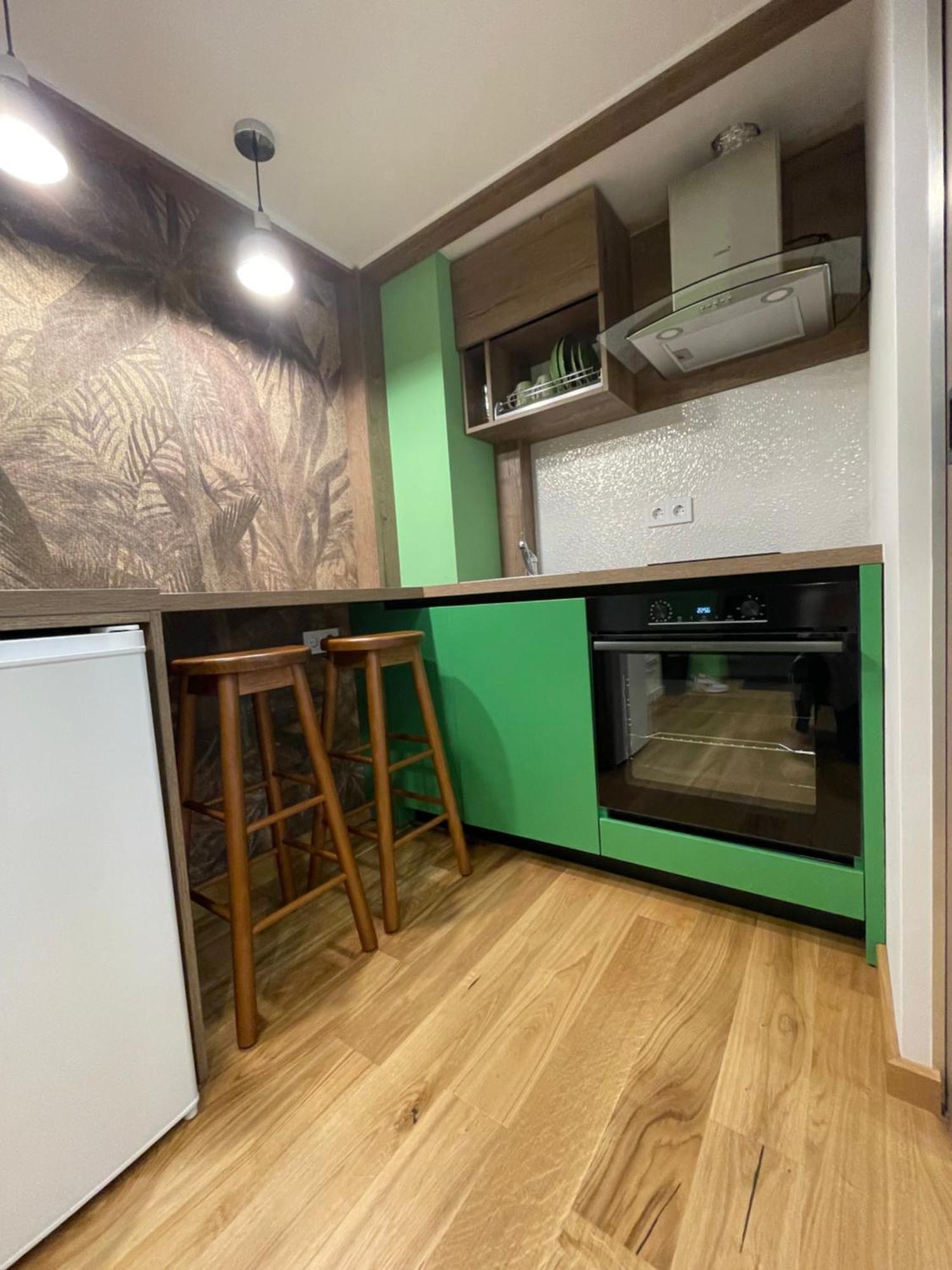 Central Apartment With 2 Bedrooms And 2 Bathrooms Oradea Bagian luar foto